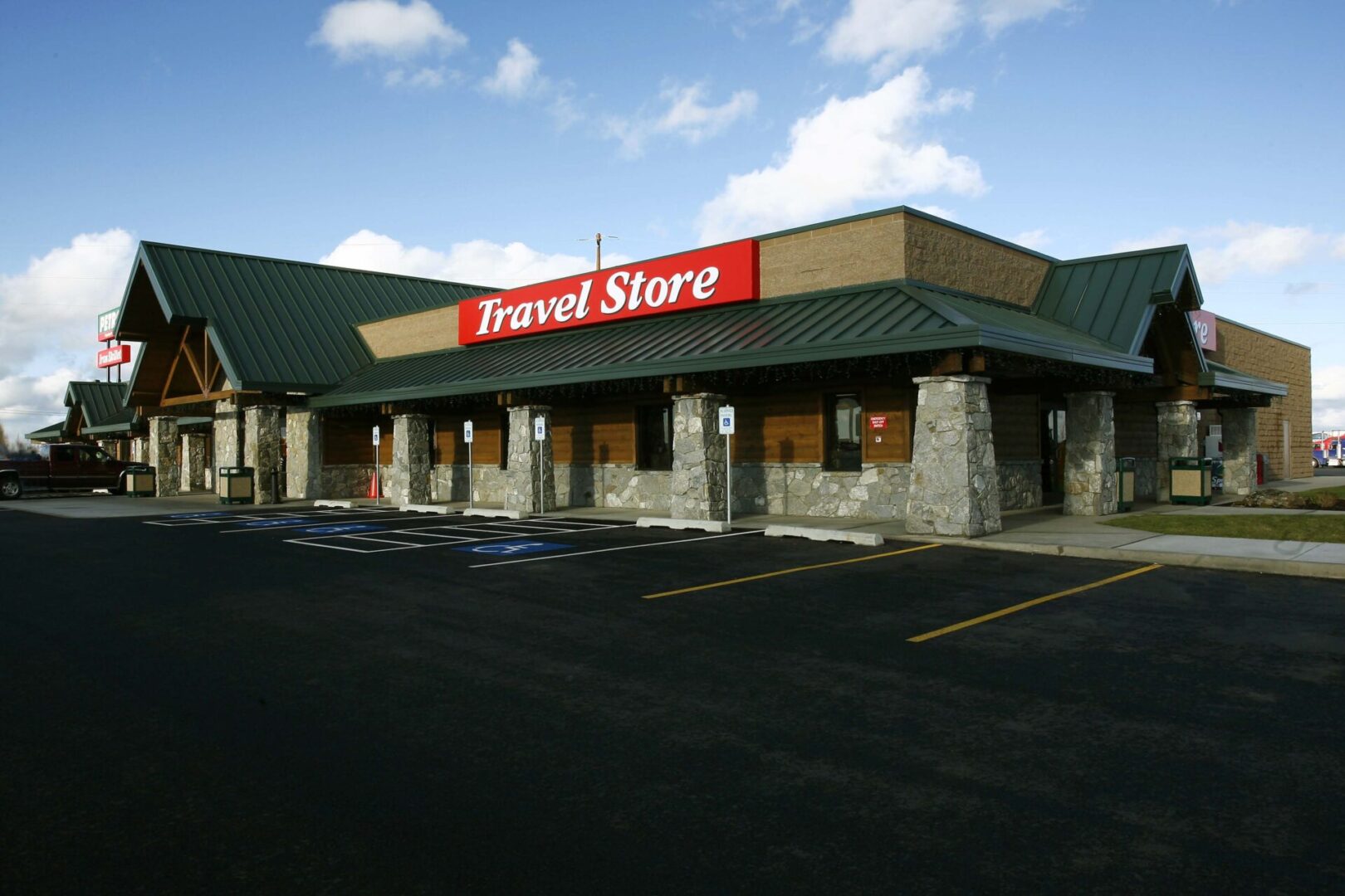 Fairways Retail & Truck Plaza